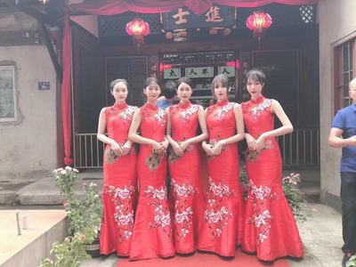 義烏禮儀、模特、主持人及舞蹈服務(wù) 專業(yè)團(tuán)隊(duì)助力品牌形象升級(jí)